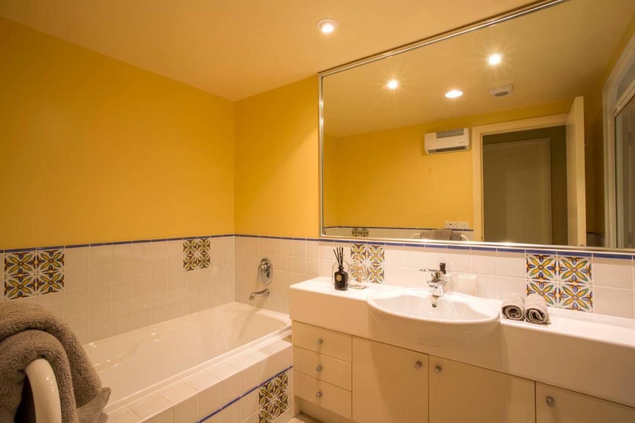 139 On Peninsula - The Ideal Retreat 2 Bedroom Apartment Куийнстаун Екстериор снимка